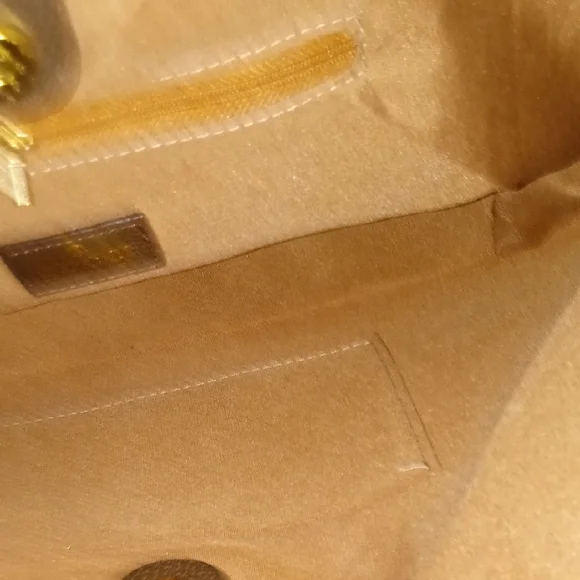 Gucci Blue Denim Shoulder Bag with Cherry Lime Strap Webbing - Picture 8 of 15